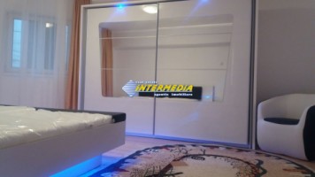 apartament-cu-2-camere-de-inchiriat-centru-etaj-intermediar-3